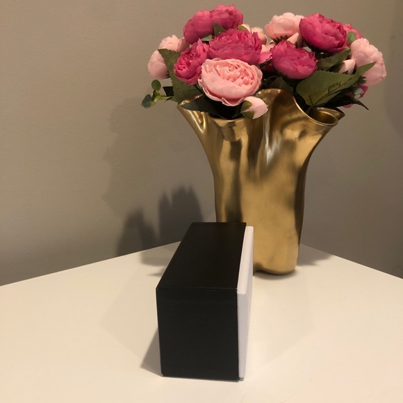 Authentic Chanel Box - Picture 2 of 5